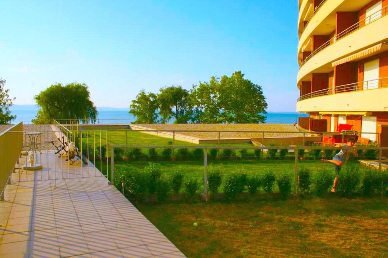 Club218 Holiday Apartman Siofok Apartment Exterior photo